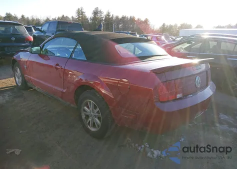 2009 Ford Mustang V6/V6 Premium из США, поврежденный, VIN 1ZVHT84NX95121775